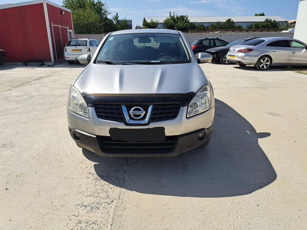 Dezmembram Nissan Qashqai an 2008 Euro 4 cutie vit