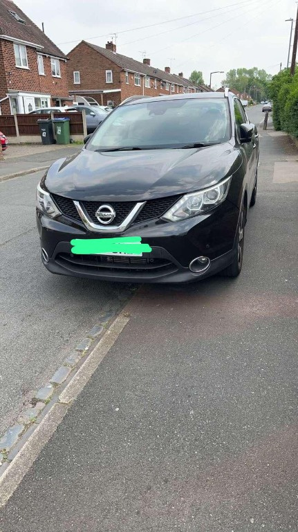 Dezmembram Nissan Qashqai J11 1.2 tce An 2017 Cod motor HRA2