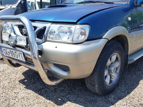 Dezmembram Nissan Terrano II - 2000 - 2.7diesel - 92kw