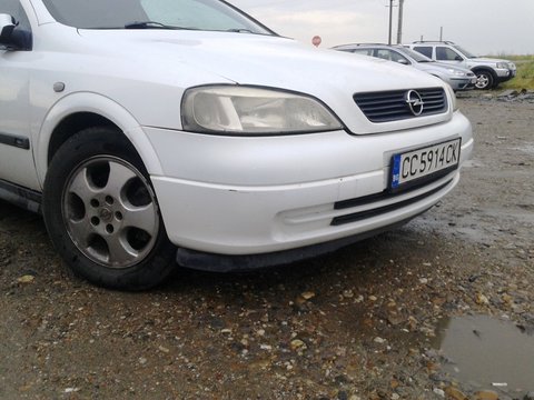Dezmembram Opel Astra G - Coupe - 1.8i - 2000