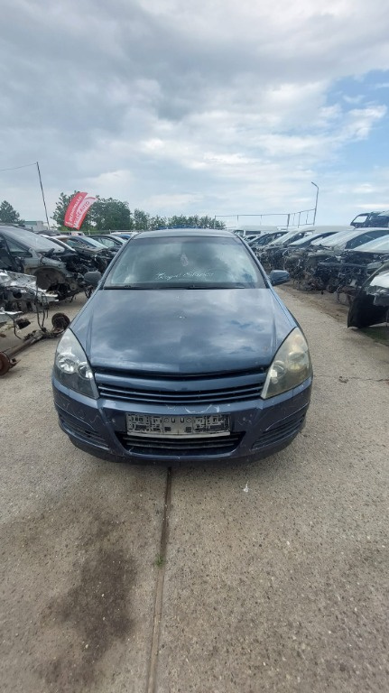 Dezmembram Opel Astra H motor 1.7 Cdti 101 CP cutie manuala