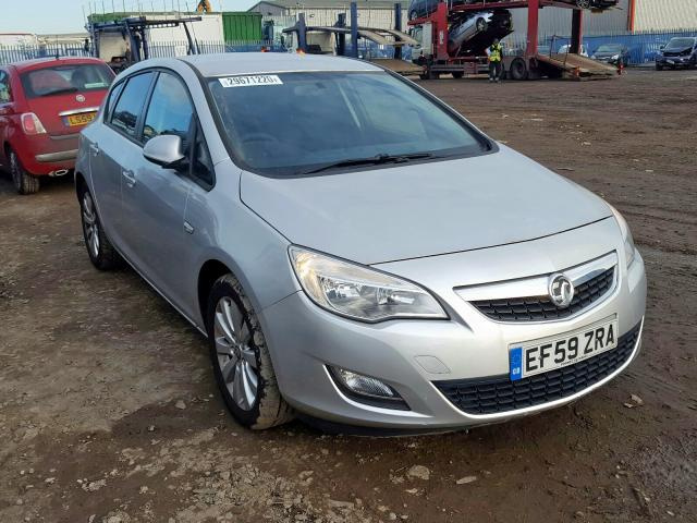 Dezmembram Opel Astra J 2010 1.7 Diesel Cod Motor: A17DTJ 110 CP