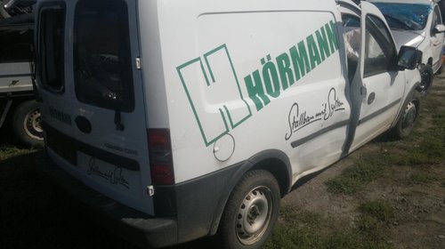 Dezmembram Opel Combo 2007, 1300 CDTI