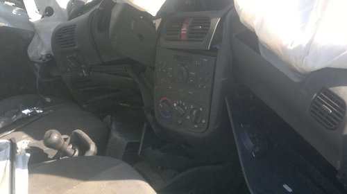 Dezmembram Opel Combo 2007, 1300 CDTI