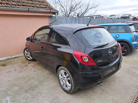 DEZMEMBRAM OPEL CORSA D, 1.2 BENZINA, 2007, 3 USI.