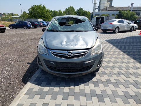 Dezmembram Opel Corsa D 1.4 A14XER 2012