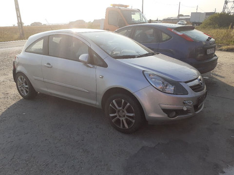 Dezmembram OPEL CORSA D - HATCHBACK - 1.3 CDTI DIESEL