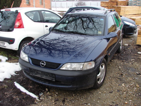 Dezmembram Opel Vectra B [1995 - 1999] wagon 5-usi 1.6 MT (101 hp) (31_) 1.6 16V