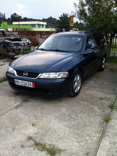 Dezmembram opel vectra b din 2001-2,2 dti combi