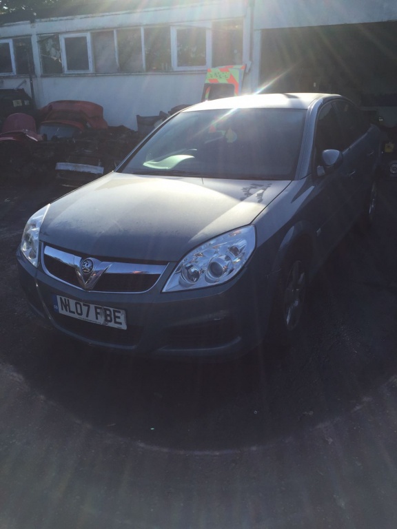 Dezmembram Opel Vectra c facelift motor z19dt