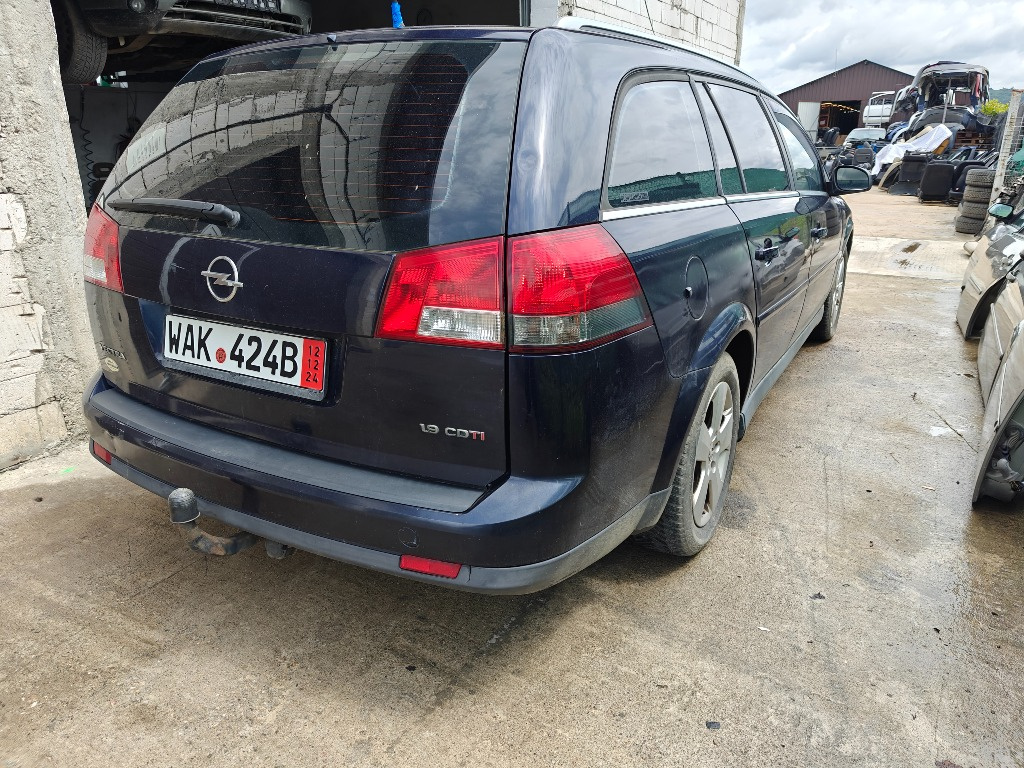 Dezmembram Opel Vectra C kombi