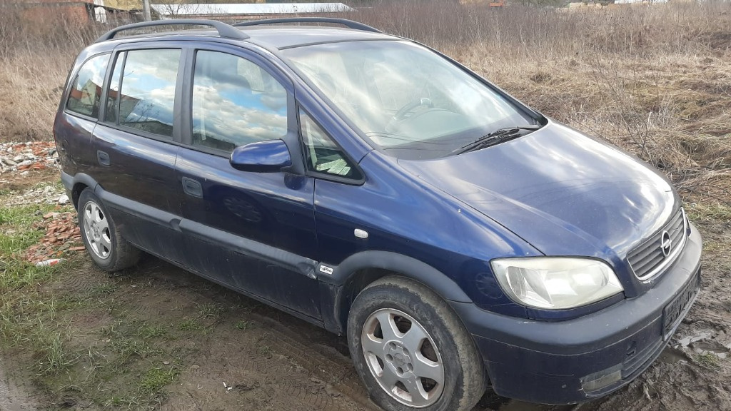 Dezmembram Opel Zafira A 2.0 DTI