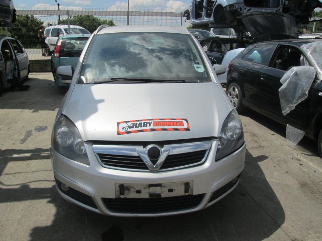 Dezmembram OPEL ZAFIRA 1.9CDTI , tip motor Z19DTH , 150CP, fabricatie 2006