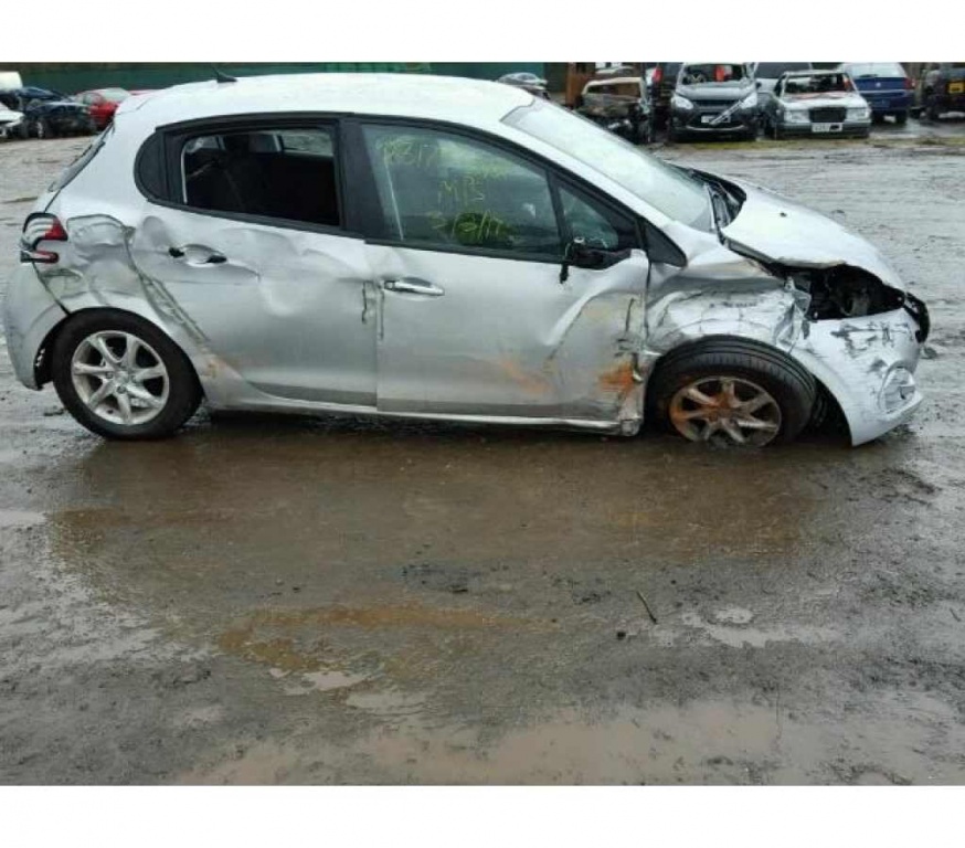 Dezmembram Peugeot 208 Active 2016 1.6 Diesel