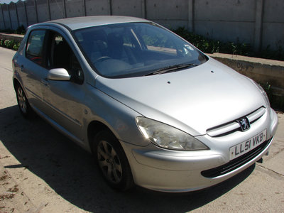 Dezmembram Peugeot 307 [2001 - 2005] Hatchback 5-u