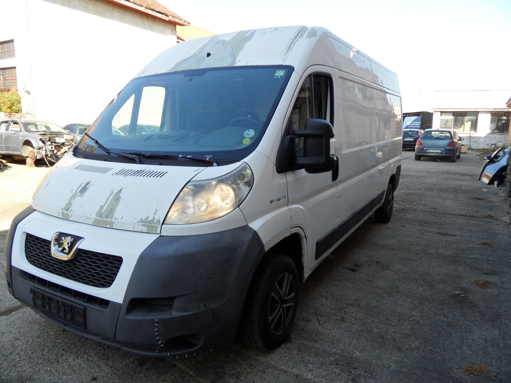 Dezmembram peugeot boxer motor 2,2 diesel din 2007