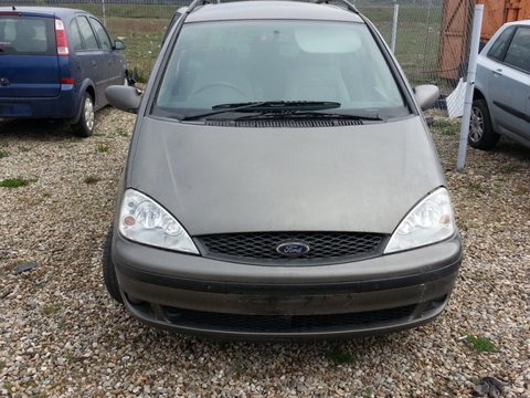 Dezmembram piese pentru Ford Galaxy 1.9 AUY