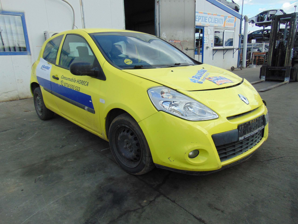 Dezmembram Renault Clio 3, 1.5 dci, Tip Motor K9K-67, An fabricatie 2011