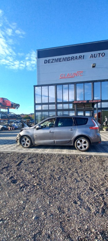 Dezmembram Renault Grand Scenic 3 2012 1.6