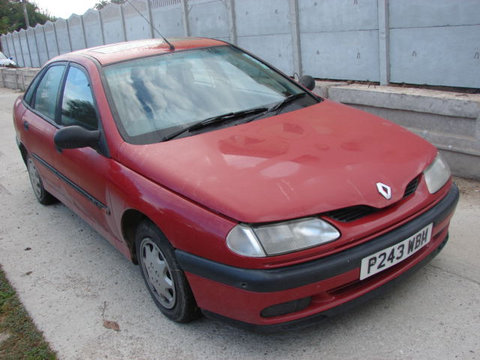 Dezmembram Renault Laguna [1993 - 1998] Liftback 1.8 MT (90 hp) I (B56_ 556_)