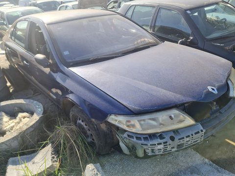 Dezmembram Renault Laguna 2 [2001 - 2005] Liftback 1.6 MT (107 hp)