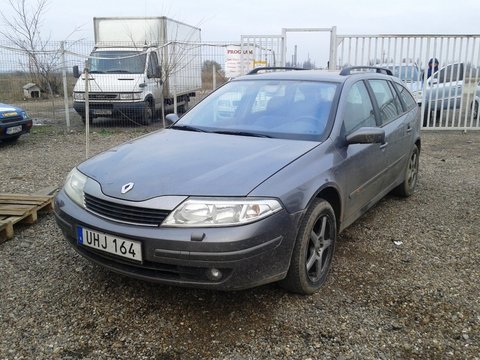 Dezmembram Renault Laguna 2 - BREAK - 2004 - 2.0 benzina TURBO