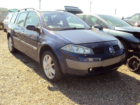 Dezmembram Renault Megane 2 - Break - 2004 - 1.9dci