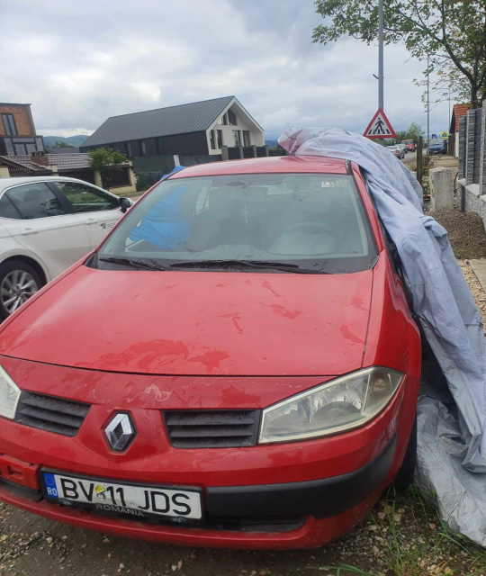 Dezmembram Renault Megane 2 [2002 - 2006] Hatchback 5-usi Brassai