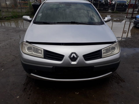 Dezmembram Renault Megane 2 [facelift] [2006 - 2012] Sedan 1.6 MT (113 hp)