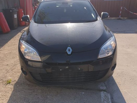 Dezmembram Renault megane 3 1.5 dci 110 cp cutie manuala 6+1 trepte