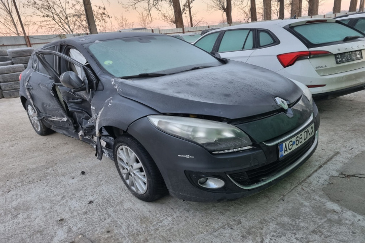 Dezmembram Renault Megane 3 [facelift] [