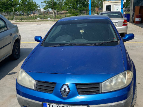 Dezmembram Renault Megane Cabrio 1.6 benzina 16v  an 2004