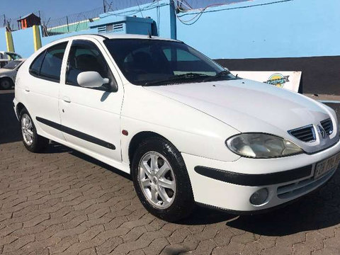 Dezmembram Renault Megane [facelift] [1999 - 2003] Hatchback 1.9 dCi MT (102 hp)