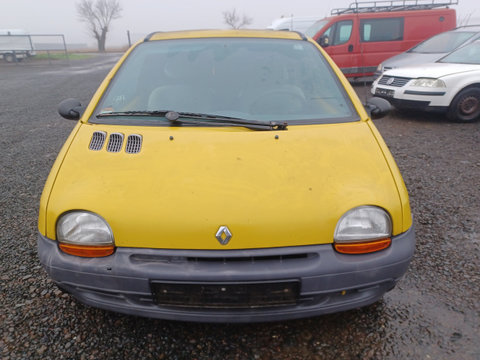 Dezmembram Renault Twingo [1993 - 1998] Hatchback 1.2 MT (55 hp)