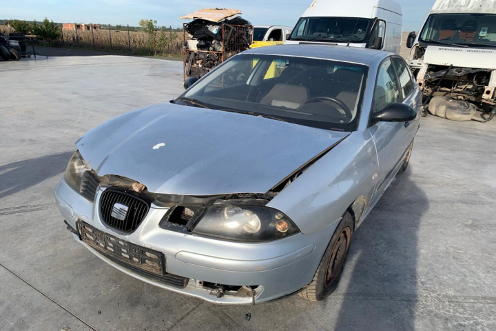 Dezmembram Seat Ibiza 3 6L [2002 - 2006] Hatchback 5-usi 1.2 MT (64 hp)