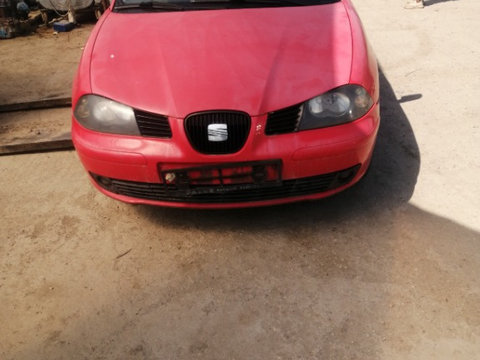 Dezmembram seat ibiza, an 2004,1.2 benzina