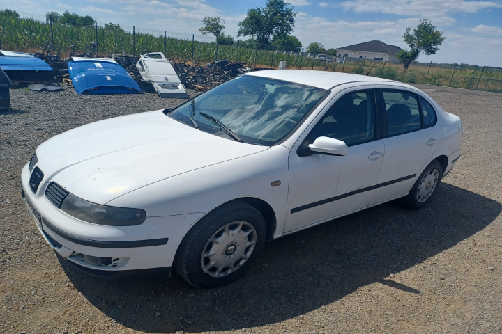 Dezmembram Seat Toledo 2 [1999 - 2006] Sedan 1.9 TD MT (110 hp)