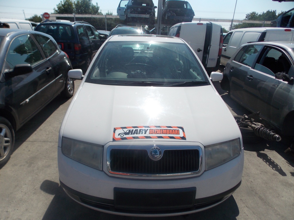 Dezmembram Skoda Fabia 1.4i 16v , tip mo