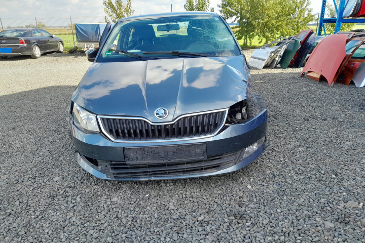 Dezmembram Skoda Fabia NJ [2014 - 2018] Hatchback 1.2 TSI MT (90 hp)