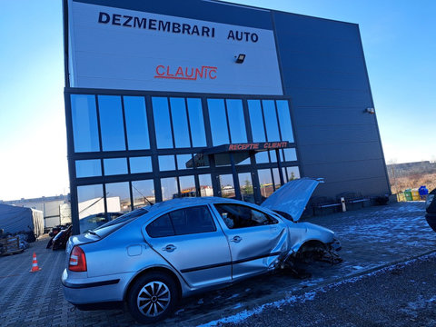 Dezmembram Skoda octavia 2 1.6 mpi Bse an fabricatie 2008