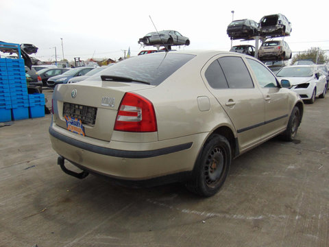 Dezmembram Skoda Octavia 2, 2.0FSI, Tip Motor BVY, An fabricatie 2006