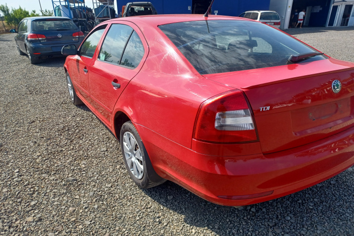 Dezmembram Skoda Octavia 2 [facelift] [2