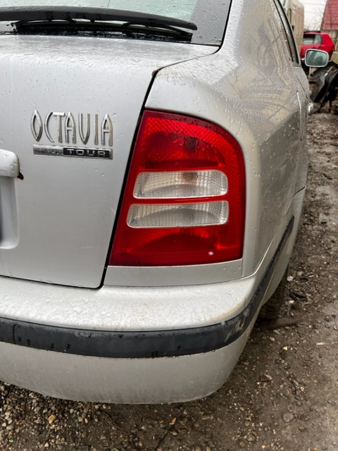 Dezmembram Skoda Octavia [facelift] [200