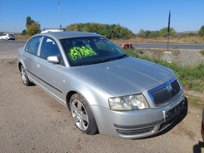 Dezmembram Skoda Superb, an 2005, 1.9 TDI, cutie a