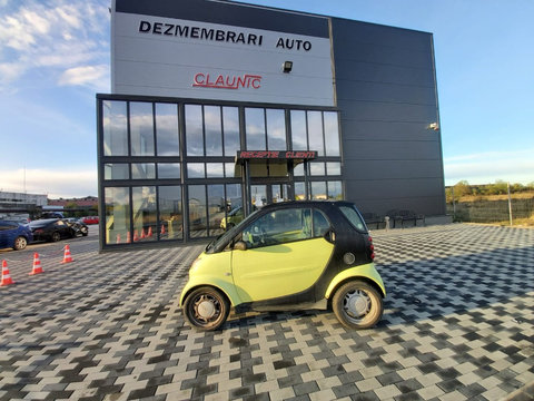 Dezmembram Smart City Coupe 2002 0.6 benzina 160.910