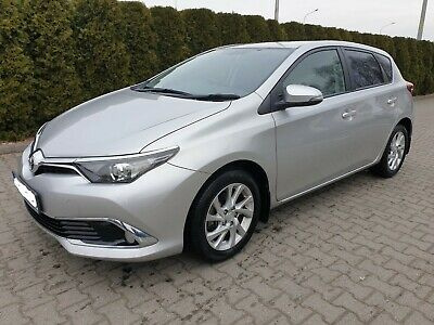 Dezmembram Toyota Auris 2015+