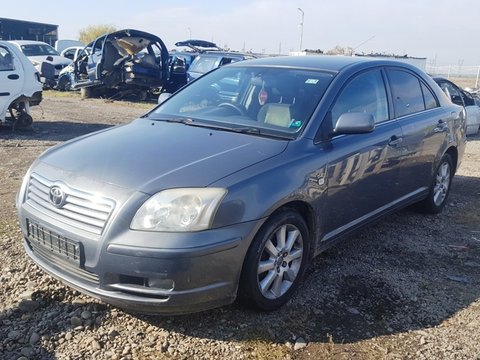 Dezmembram Toyota Avensis - 2005 - 2.0diesel - hatchback