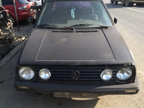 Dezmembram Volkswagen Golf 2 din 1988, 1.3 Benzina