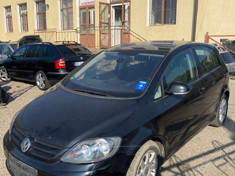 Dezmembram Volkswagen Golf 5 [2003 - 2009] Plus minivan 2.0 TDI MT (140 hp) Golf 5 Plus 2.0 tdi 140cp BKD cutie manuala 6 tr cod HDU CULOARE NEAGRA COD LC9Z