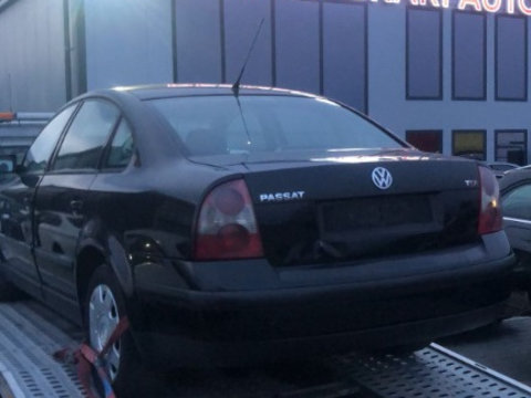 Dezmembram Volkswagen Passat B5 1.9 TDI an fabr 2002